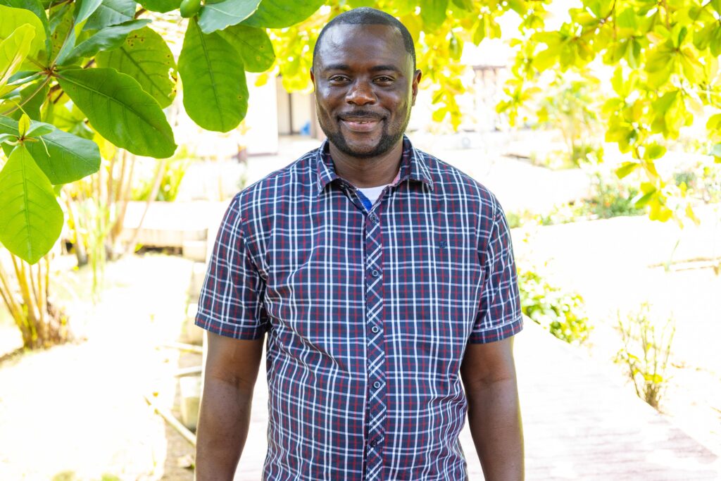 Emerson Rogers: Coordinador del Manejo de Casos en el Programa Nacional de ETD del Ministerio de Salud de Liberia